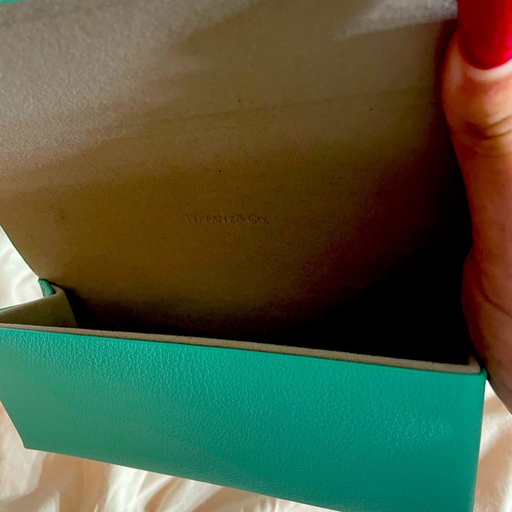 Tiffany Authentic women oversized sunglasses